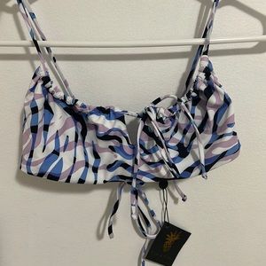 Skatie Demi top in Meridan - Large